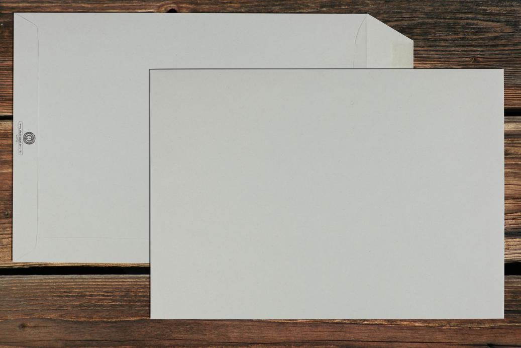 Versandtaschen C4 229x324 mm Nassklebend Recycling Grau 100 g/qm